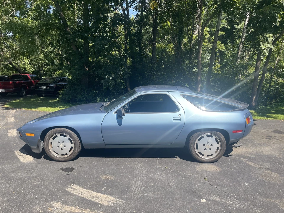 1985 Porsche 928 S - Image 28 of 31