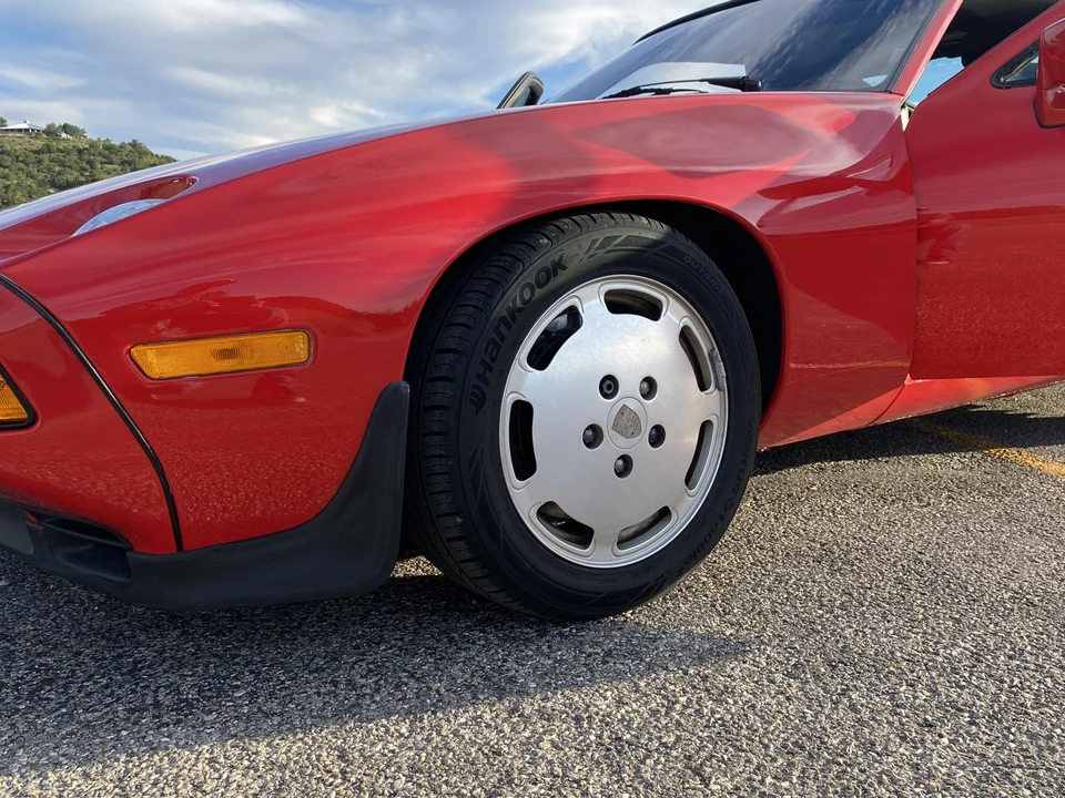 1985 Porsche 928 S - Image 10 of 31