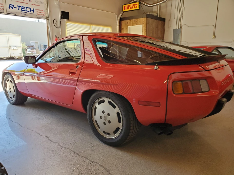 1985 Porsche 928 S - Image 28 of 31