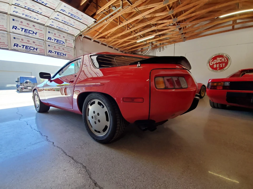 1985 Porsche 928 S - Image 29 of 31