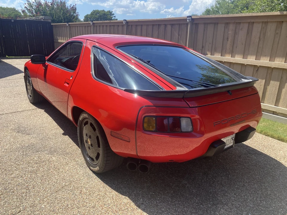 1985 Porsche 928 S - Image 13 of 31