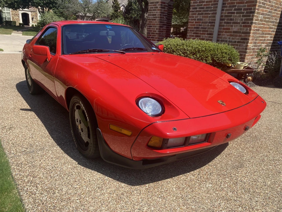 1985 Porsche 928 S - Image 8 of 31