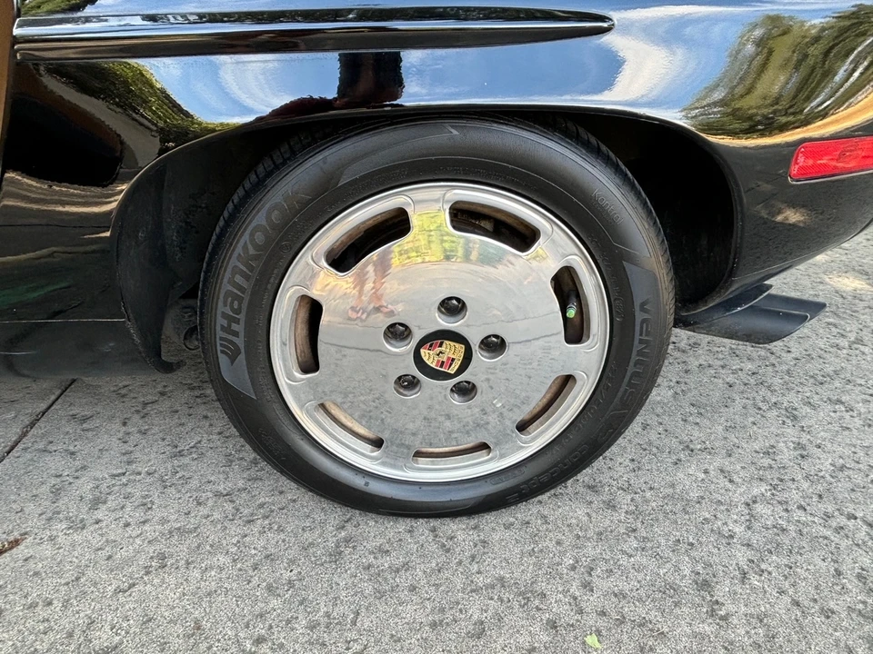 1985 Porsche 928 S - Image 14 of 31