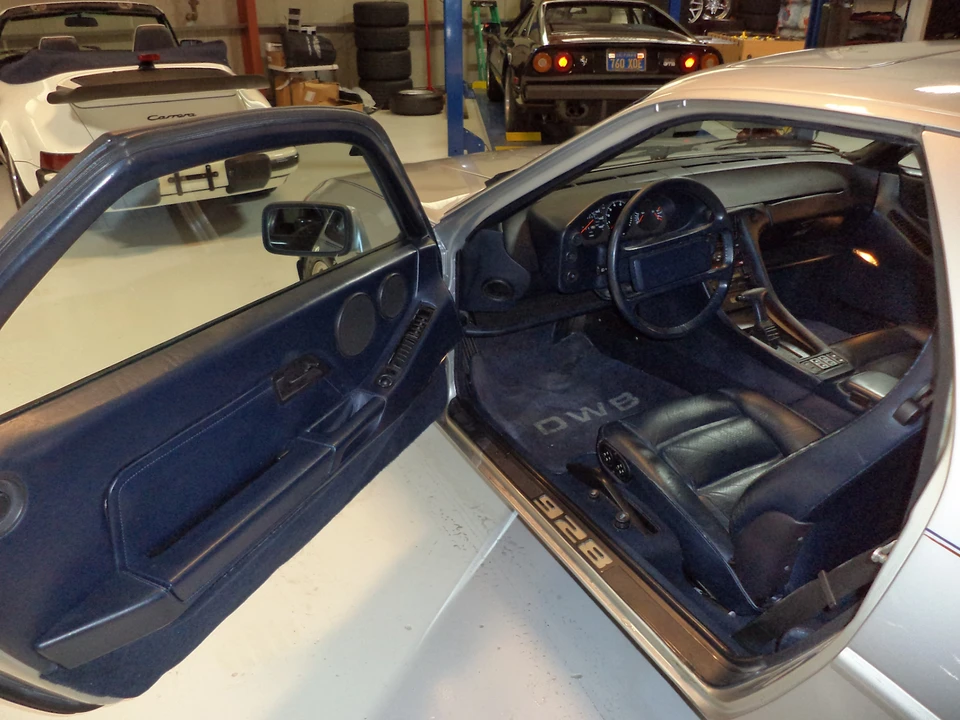 1985 Porsche 928 S - Image 17 of 31