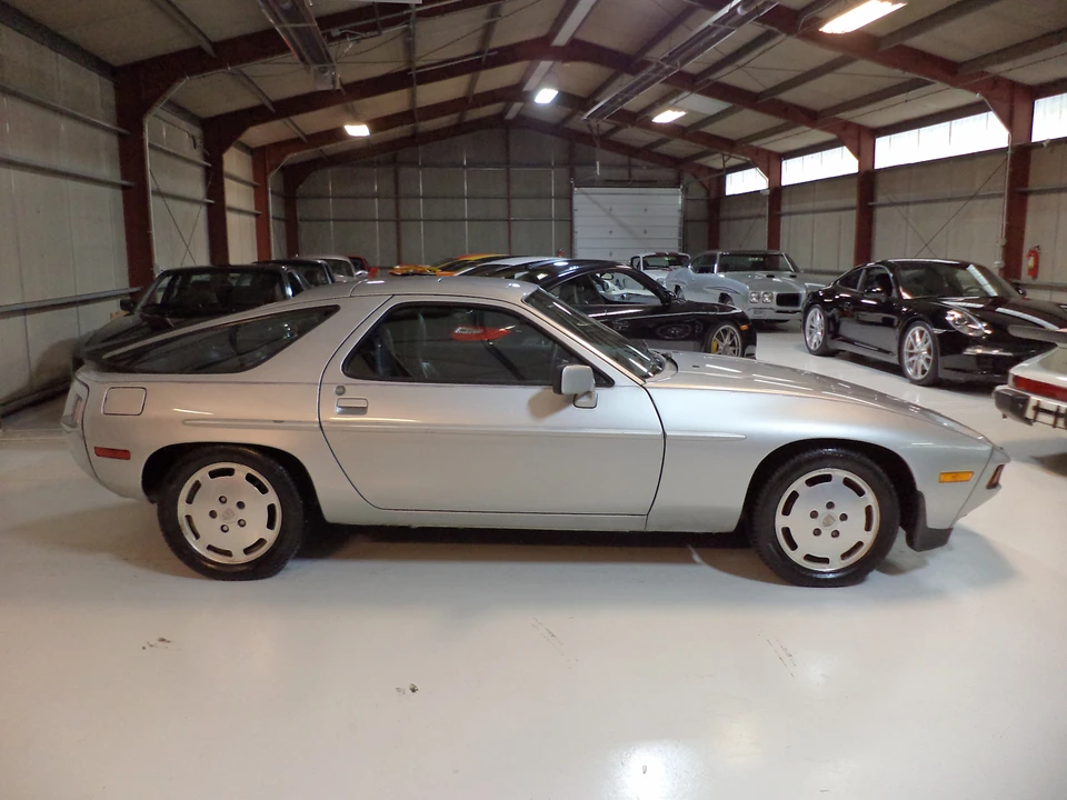 1985 Porsche 928 S - Image 3 of 31