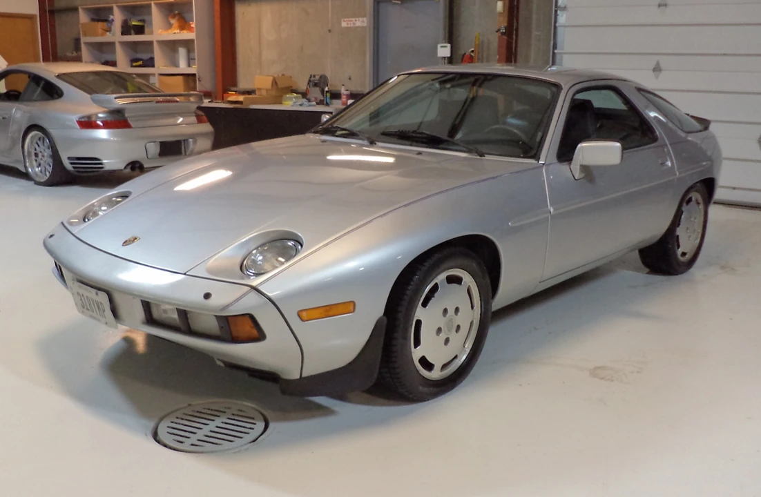 1985 Porsche 928 S - Image 8 of 31