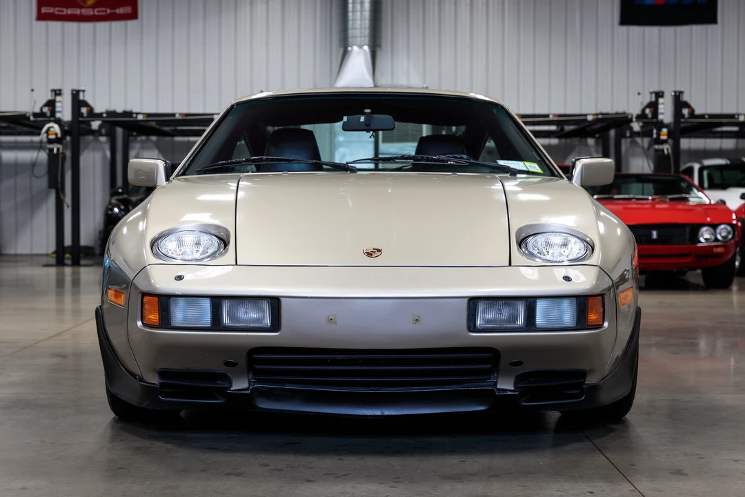 1985 Porsche 928 S - Image 10 of 31