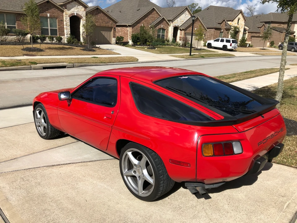 1985 Porsche 928 S - Image 4 of 31