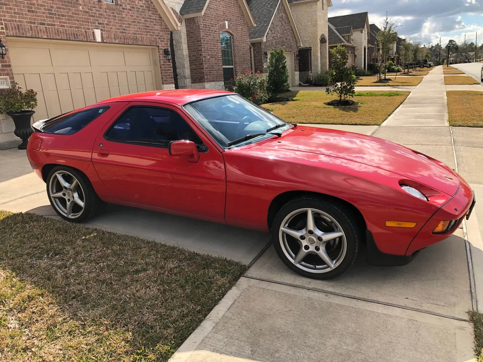 1985 Porsche 928 S - Image 10 of 31