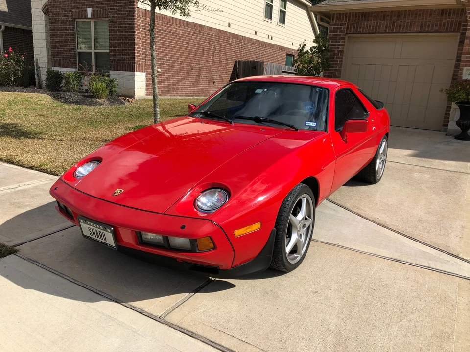 1985 Porsche 928 S - Image 2 of 31