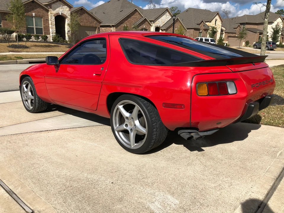 1985 Porsche 928 S - Image 15 of 31