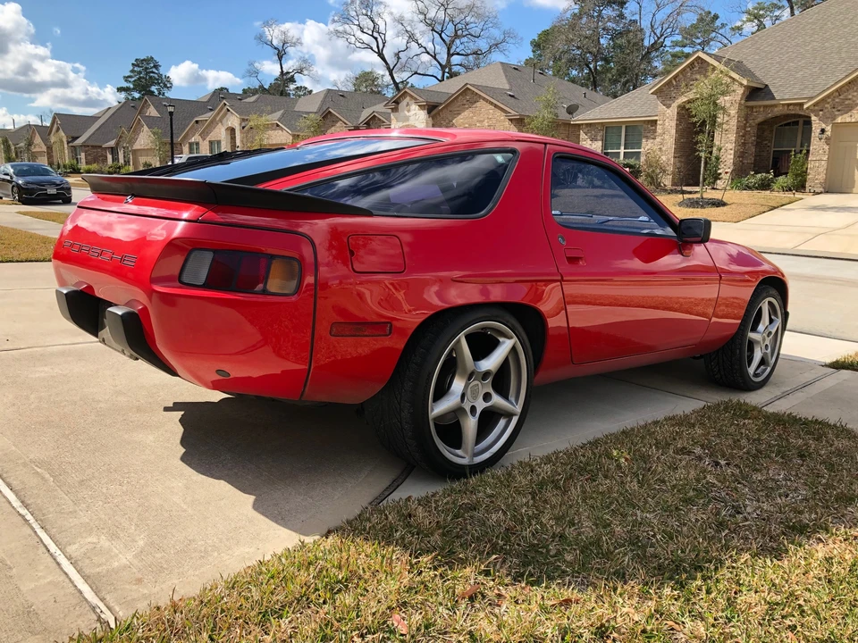 1985 Porsche 928 S - Image 8 of 31