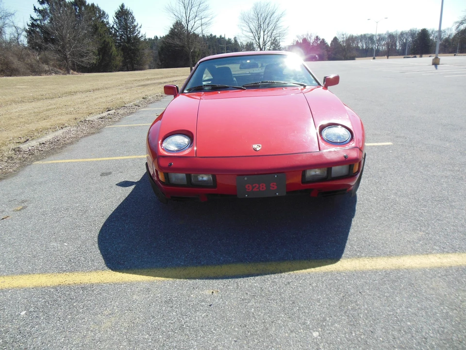 1985 Porsche 928 S - Image 18 of 31