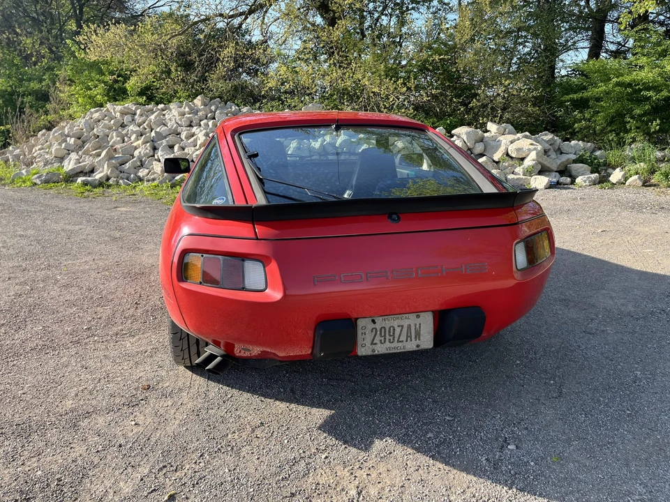 1985 Porsche 928 S - Image 10 of 31