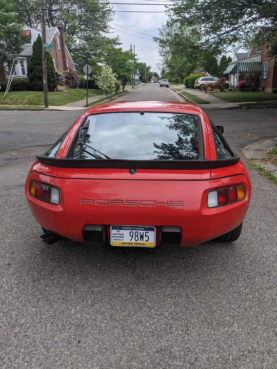 1985 Porsche 928 S - Image 11 of 31