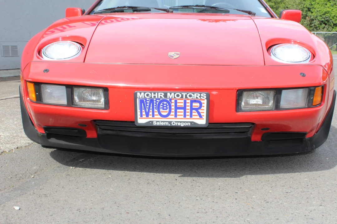 1985 Porsche 928 S - Image 8 of 31