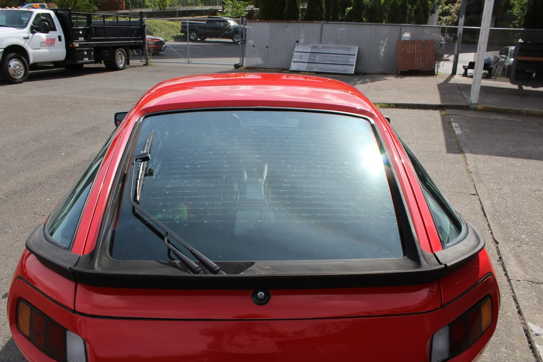 1985 Porsche 928 S - Image 9 of 31