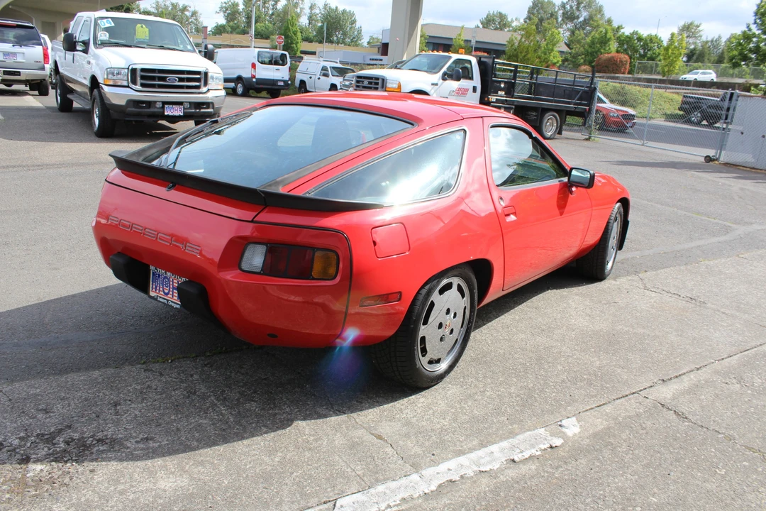 1985 Porsche 928 S - Image 3 of 31