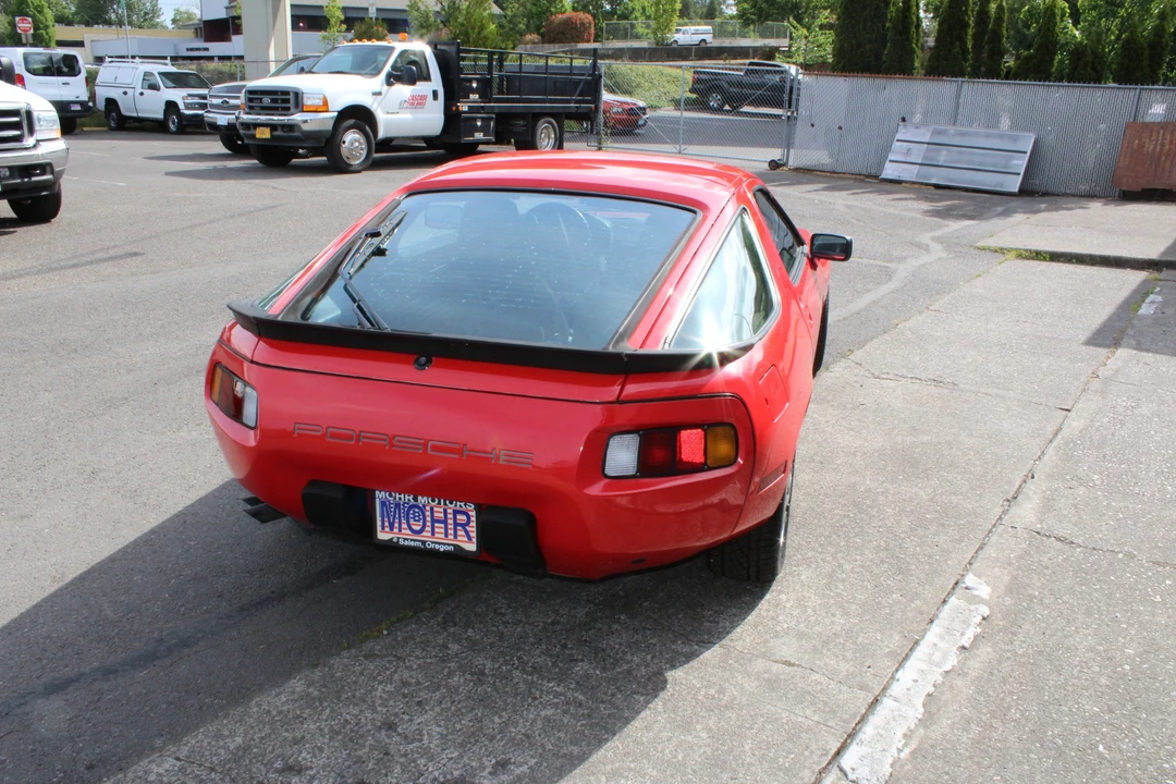 1985 Porsche 928 S - Image 4 of 31