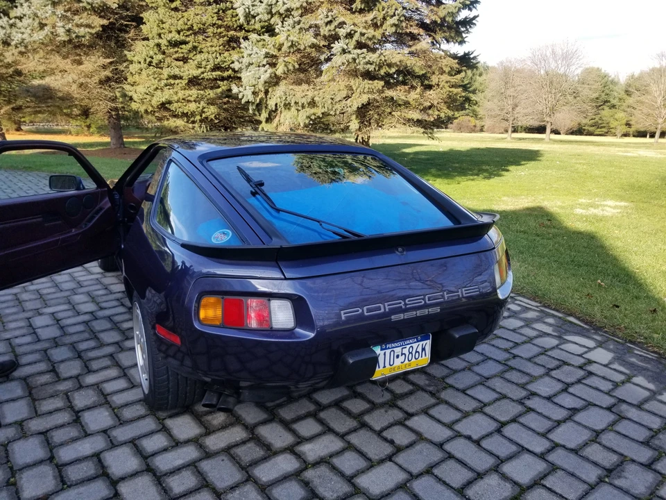 1985 Porsche 928 S - Image 6 of 31