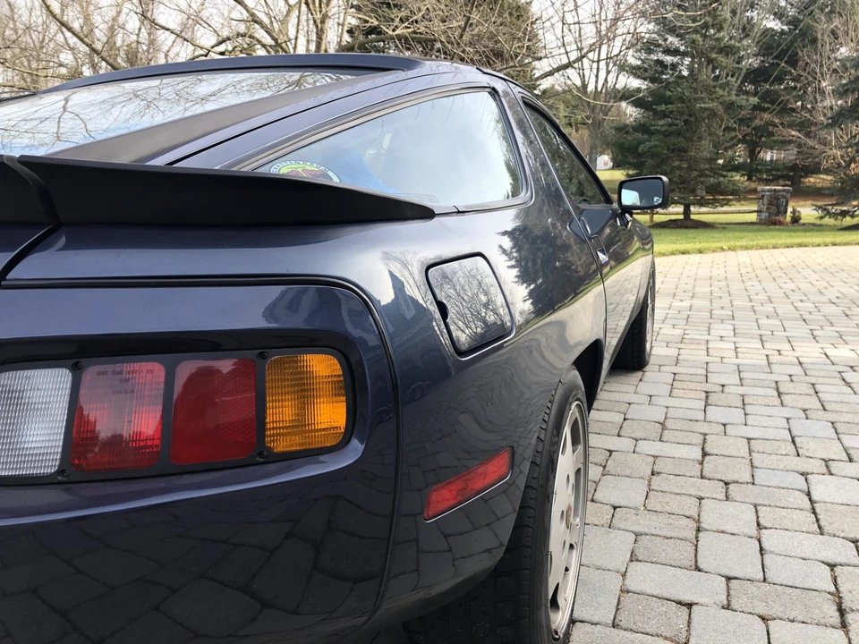 1985 Porsche 928 S - Image 26 of 31