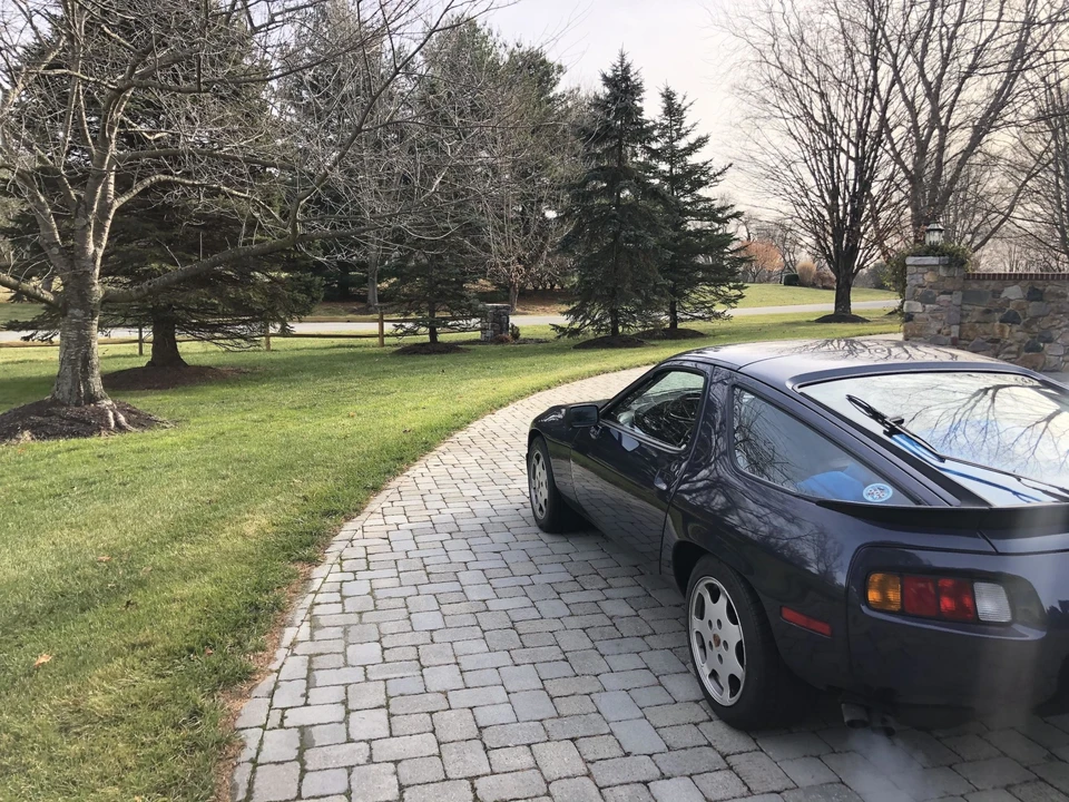 1985 Porsche 928 S - Image 22 of 31