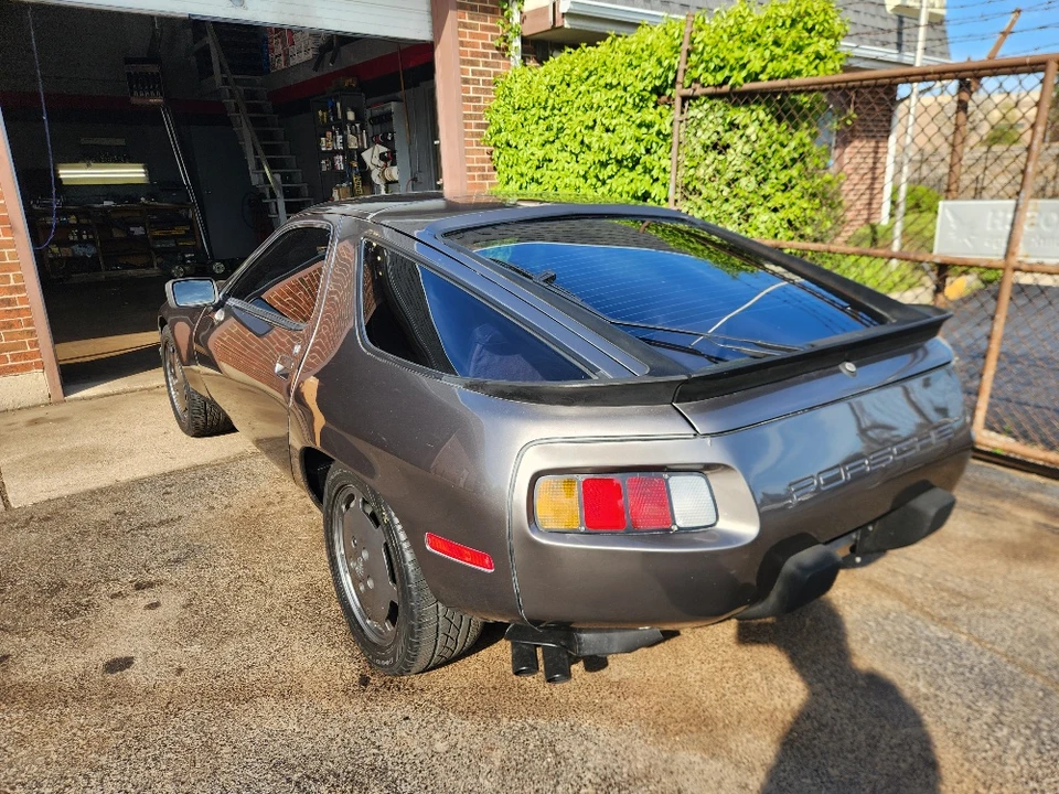 1985 Porsche 928 S - Image 10 of 31