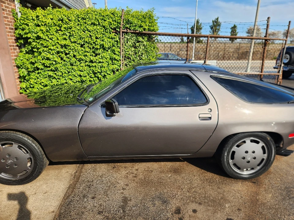 1985 Porsche 928 S - Image 27 of 31