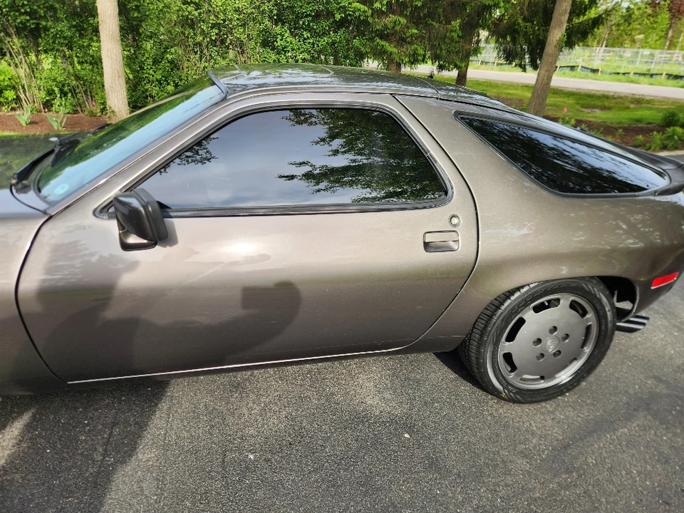 1985 Porsche 928 S - Image 26 of 31