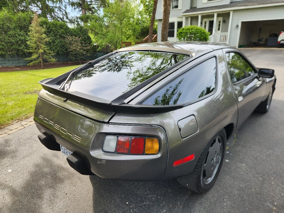 1985 Porsche 928 S - Image 16 of 31