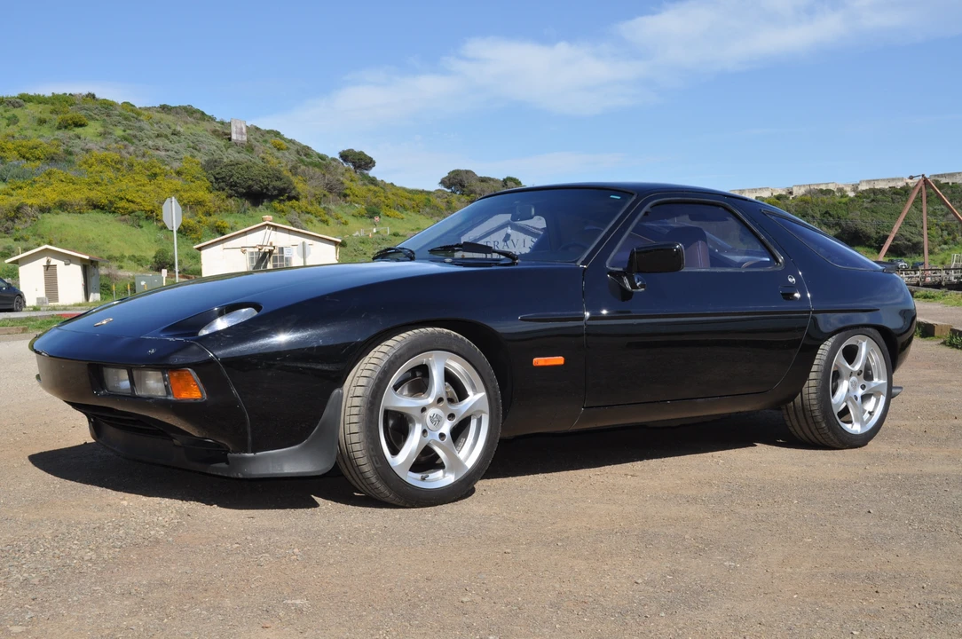 1985 Porsche 928 S - Image 5 of 31