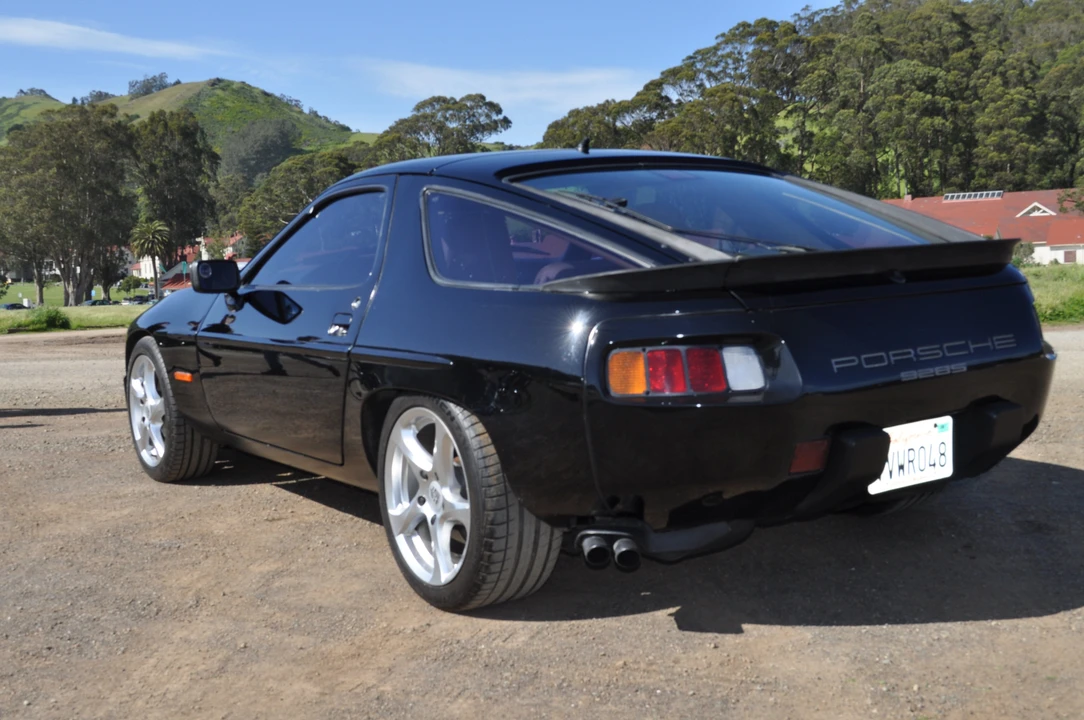 1985 Porsche 928 S - Image 9 of 31