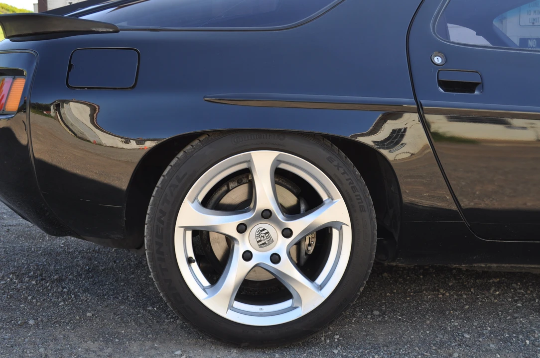 1985 Porsche 928 S - Image 31 of 31