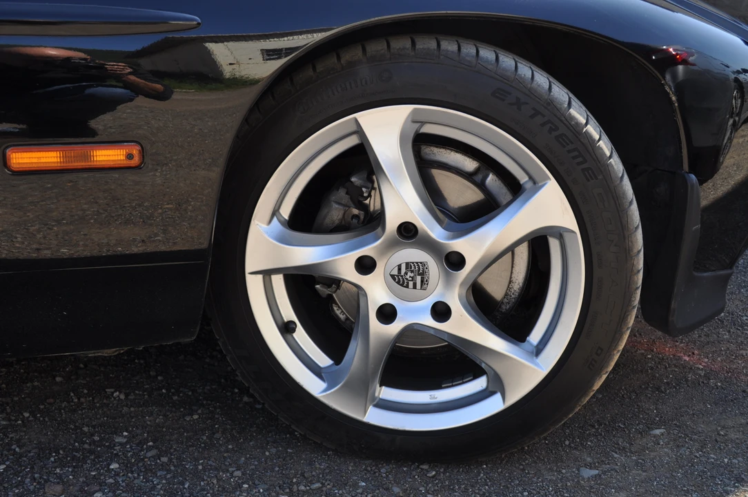 1985 Porsche 928 S - Image 28 of 31