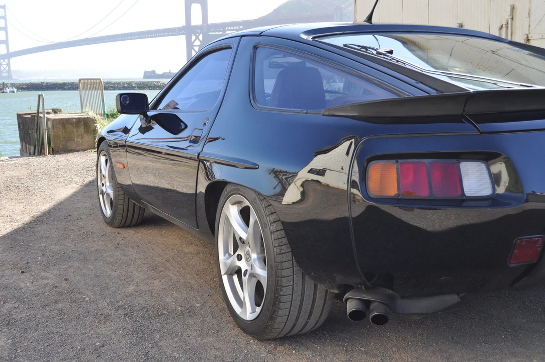 1985 Porsche 928 S - Image 10 of 31