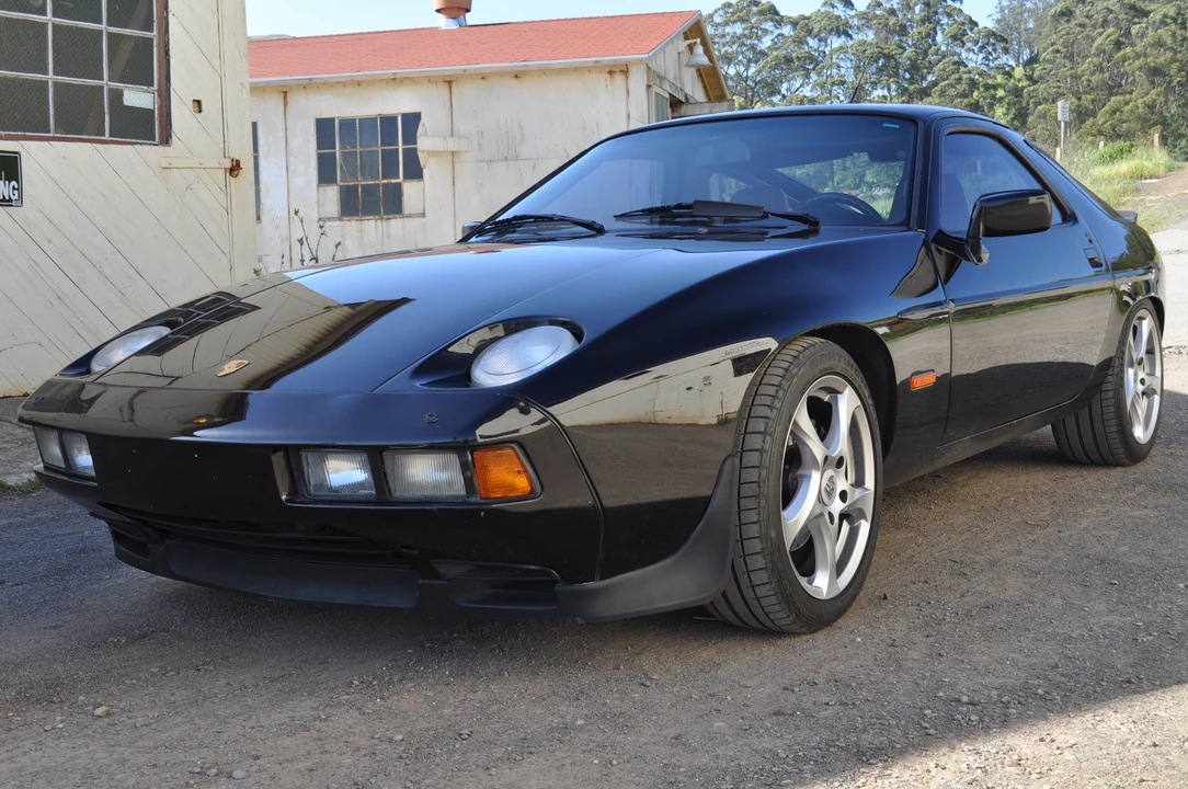 1985 Porsche 928 S - Image 4 of 31