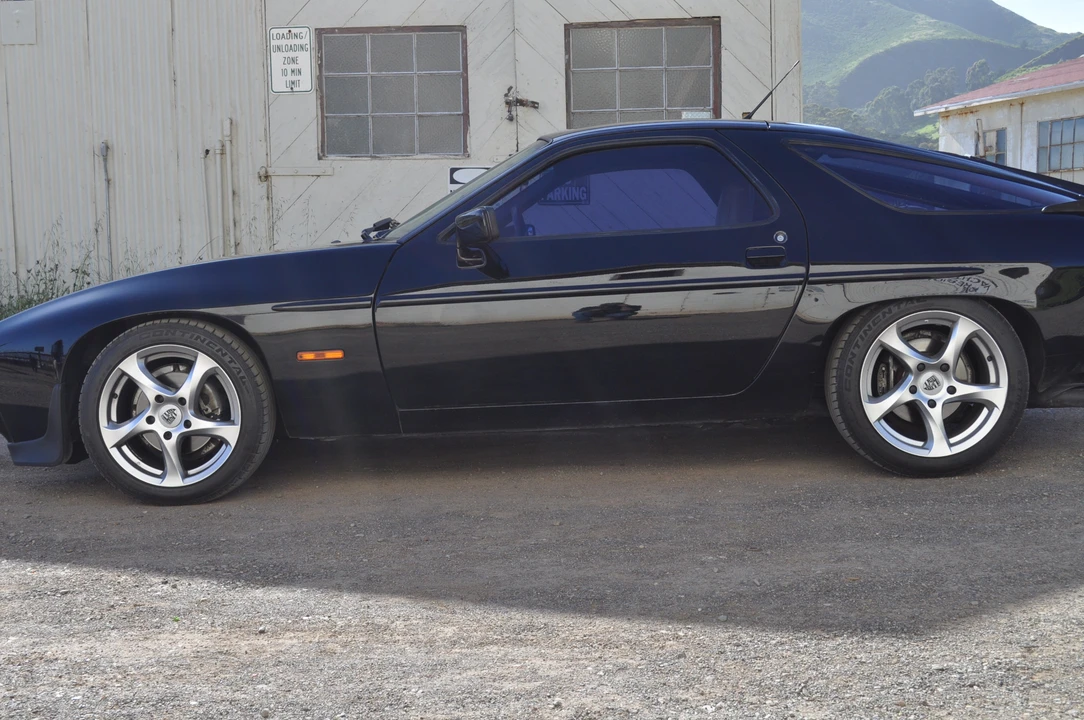1985 Porsche 928 S - Image 6 of 31