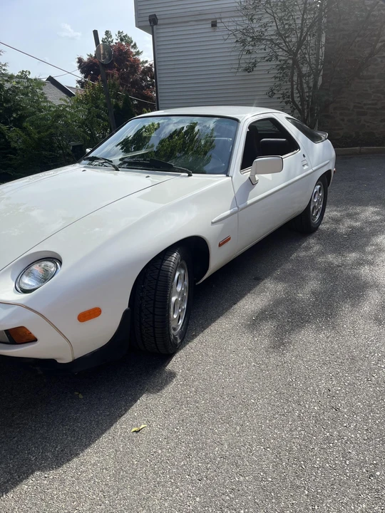 1985 Porsche 928 S - Image 13 of 31