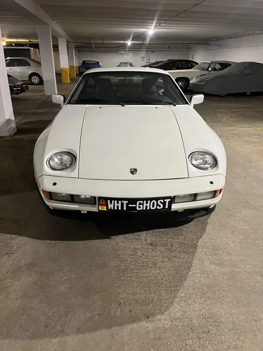 1985 Porsche 928 S - Image 9 of 31