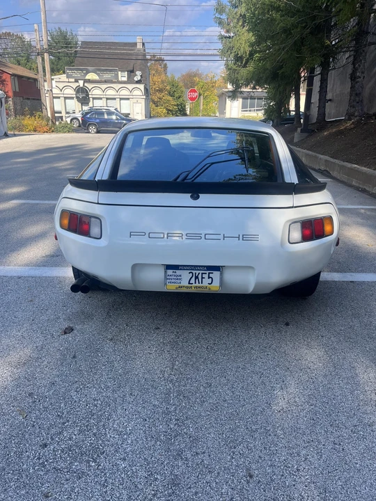 1985 Porsche 928 S - Image 6 of 31