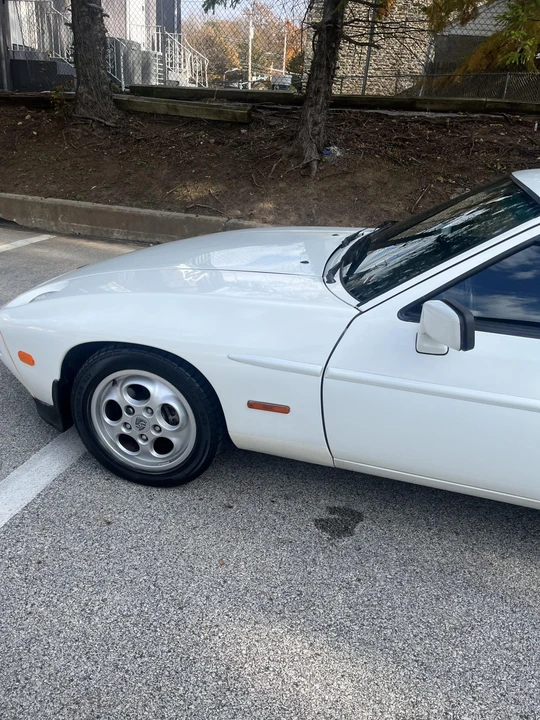1985 Porsche 928 S - Image 18 of 31