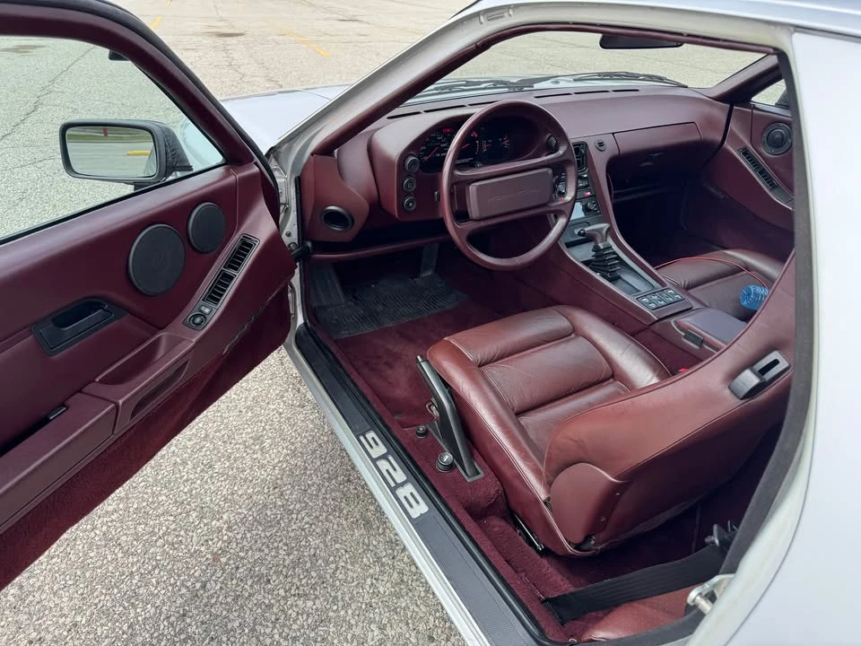 1985 Porsche 928 S - Image 8 of 20