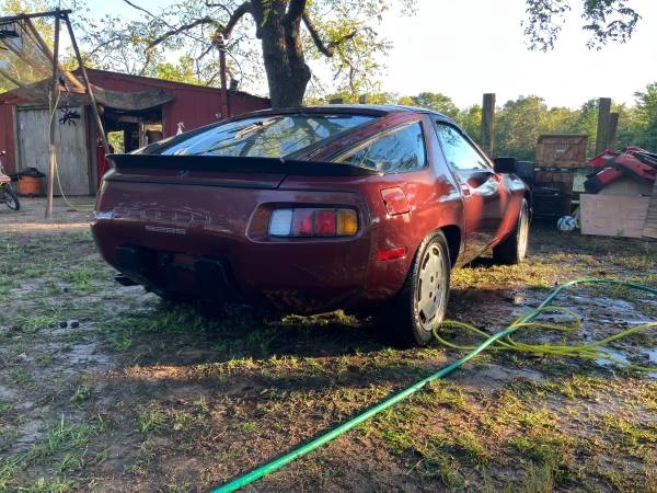 1985 Porsche 928 S - Image 7 of 12