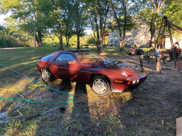 1985 Porsche 928 S - Image 11 of 12