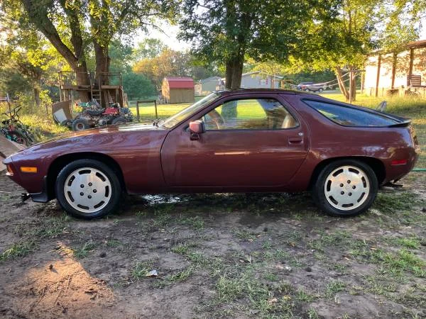 1985 Porsche 928 S - Image 10 of 12