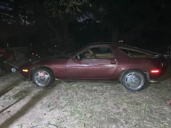 1985 Porsche 928 S - Image 2 of 12