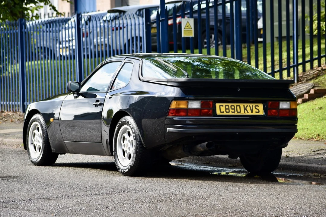 1985 Porsche 944 - Image 12 of 30