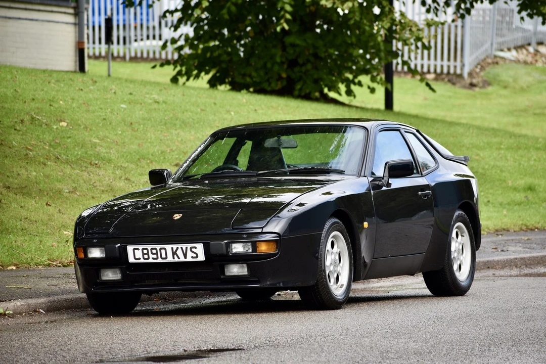 1985 Porsche 944 - Image 8 of 30