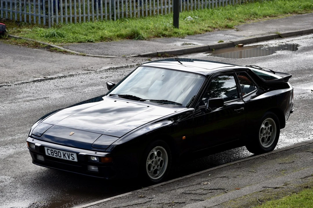 1985 Porsche 944 - Image 16 of 30