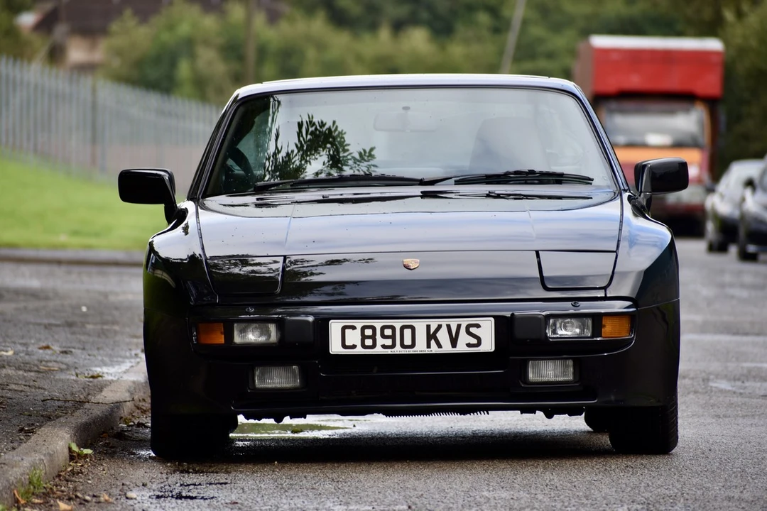 1985 Porsche 944 - Image 3 of 30